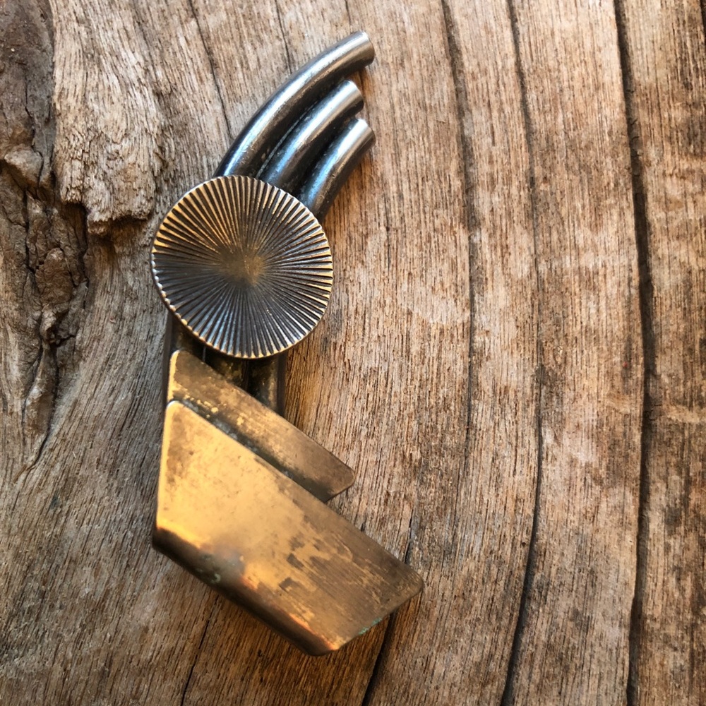 Art Deco Metal Pin Unbranded
